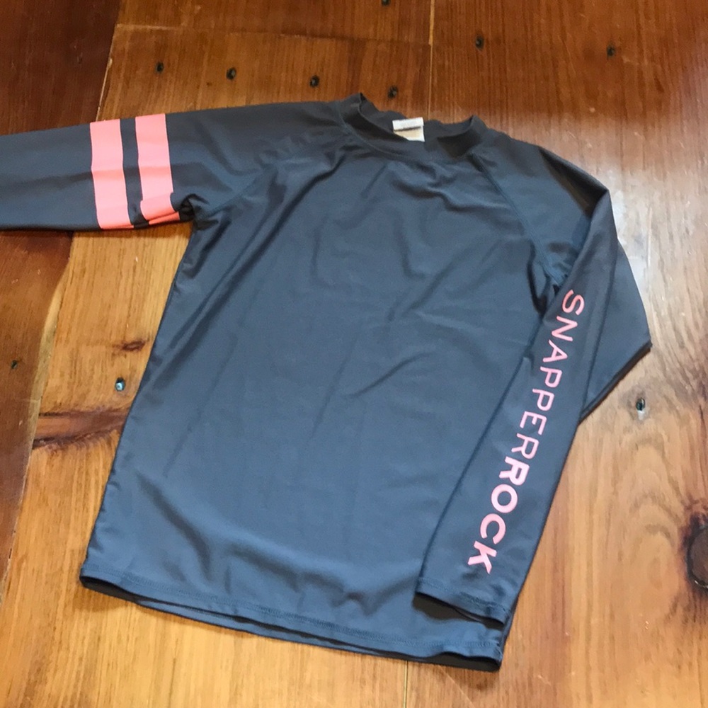SNAPPERROCK New Zealand 9-10 Gray/Pink Sun Shirt Girls Long Sleeve